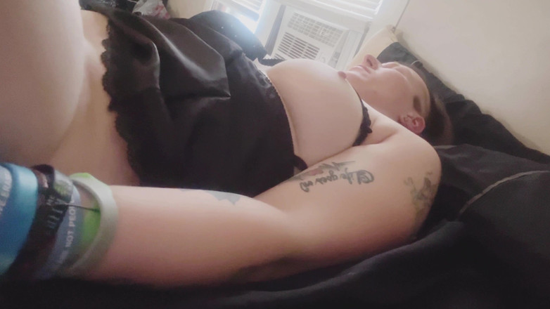 Thekookiejar: Ella consiguió su coño ate hasta que se corrió duro