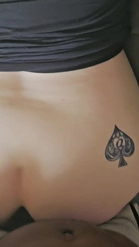 En primer plano - sofá perrito - bbc interracial grandota se corre en el culo - tatuada rapidita