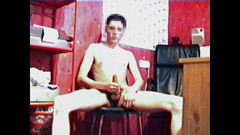 Mark Hannes: 23살 소년 손 핥기 자위