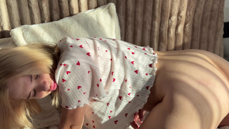 xKeryB: Vuoi Vedermi Masturbarmi? Orgasmo Femminile. 4K 60fps