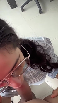 เธออยากสอนคณิตศาสตร์ให้ แต่สุดท้ายเราก็ลงเอยด้วย 69