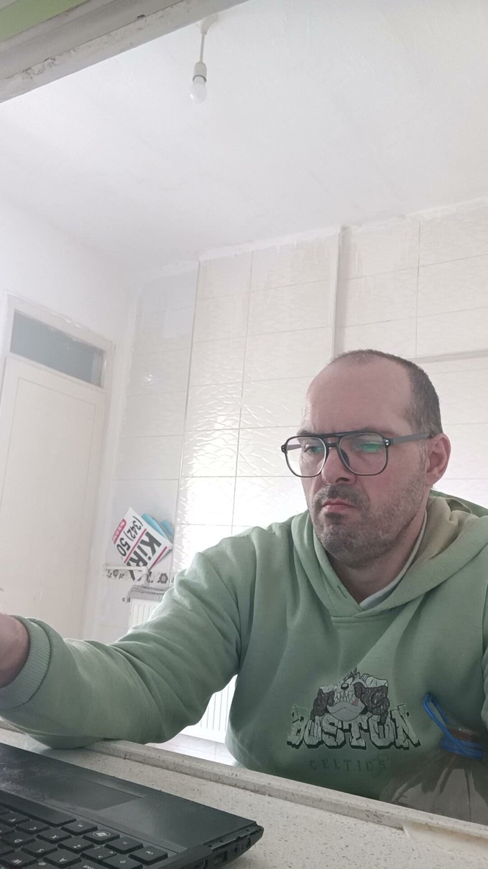 ANGELICALOVER: Čůrací porno Pissing Zlatá sprcha Ženský Močení Smáčení Čůrání Fetiš Videa moč...