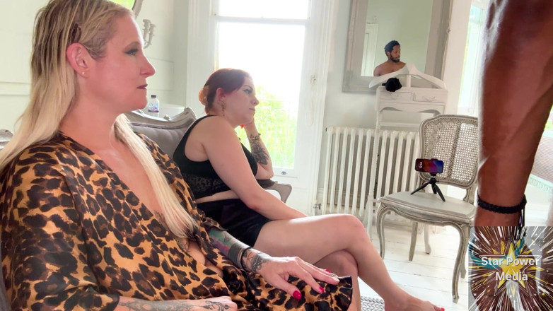 Star Power Media: Detrás de escena: Flautas Kora Bell y Emma Fox mantienen...