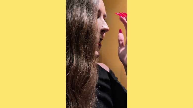 Trans dominatrix Gabrielle L: Uvízli jsme ve výtahu, než půjdeme na zlobnou párty