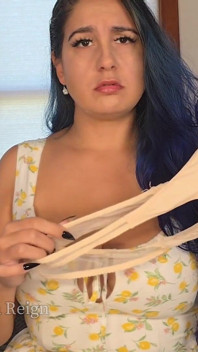 Ma meilleure amie trouve ta culotte et te féminise en POV, coaching masturbatoire et sissification