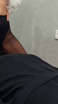 Duduk muka terbaik – dia hanya boleh menjilat pepek saya dan menggembirakan saya