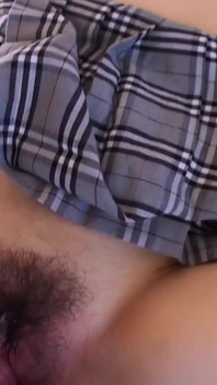 Tatlı Asyalı genç kız bakış açısıyla emiyor ve sikişiyor