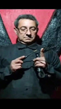 Ibu Natal, Dominatrix - 1