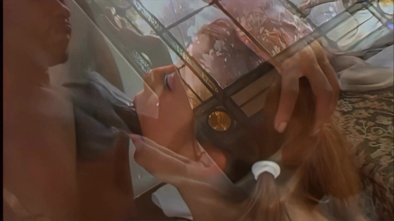 Chica Suicida DVD: Tia Tanaka je nádherná, velká přírodní prsa, blonďatá asijská coolege...