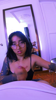 Sexy Tattoed Babe Giving Blowjob After Training
