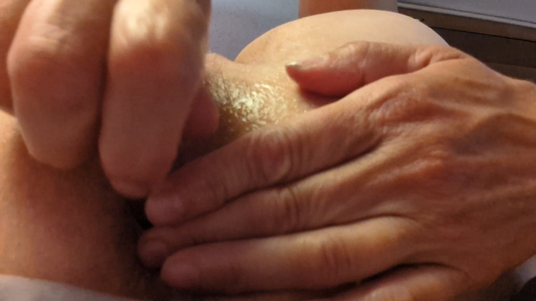 Jamponie Sexy Hot Milf: ドキドキするアナルプレイ