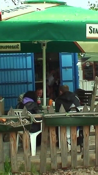 Ich bin verloren und bitte um Informationen in der Gegend für einen fick mit meiner sehr heißen, sehr engen und rasierten muschi