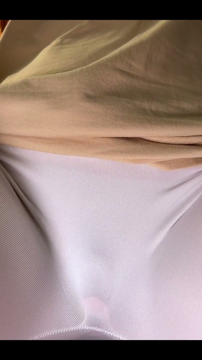 SakuraNoir: 손을 사용하지 않고 오르가즘을 느끼는 것은 완전히 다른 종류의 즐거움입니다.