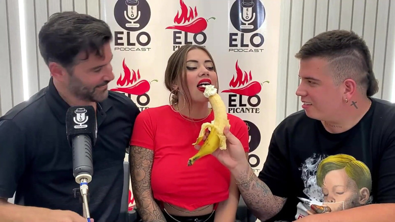 Sara Blonde: Intervju med Elo Podcast Slutar Med En Blowjob Och Mycket...