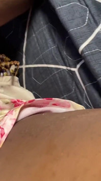 Negresa africană nu purta chiloți când am intrat în camera ei