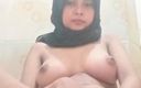 Jilbab69: Hijab nach dem college, masturbation