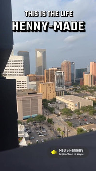 Esto Es Vida: Hora Feliz En El Balcón Del Piso 25