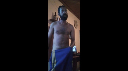 Stink HairyMale: Wanking in the yard