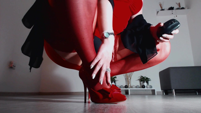 LegsOnHeels: Följ mina ben på röda klackar och röda klackar.