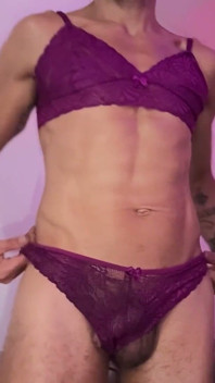 Un Hombre Heterosexual Se Convierte En Sissy. ¡qué Delicioso!