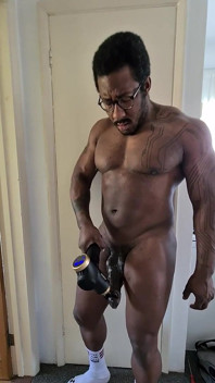 C’est censé être un masseur de jambes, mais il a cette nouvelle attache.