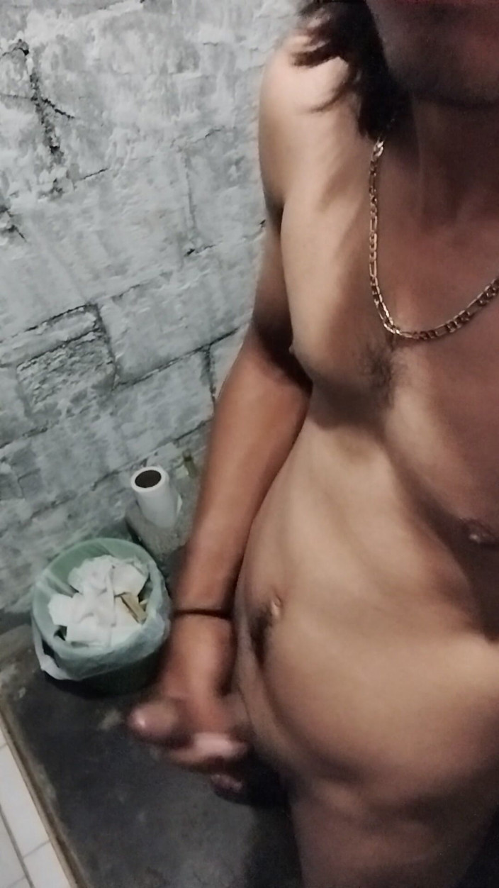 AlexAlejandro13: You Want to See Me Naked