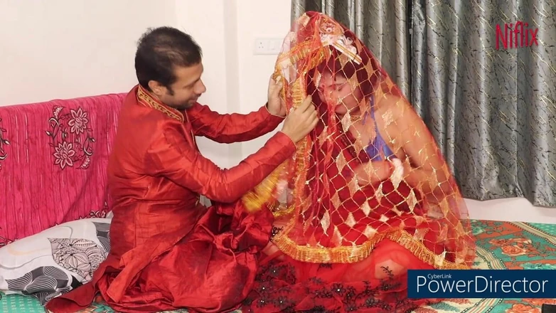 Anjalisingh_sexy: Esposa madura recém-casada fodida duro por seu marido