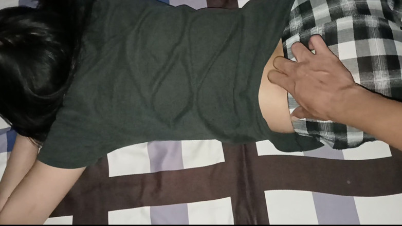 Desifilmy45: Pakistani Girl Fatima's Tight Pussy Was Fucked for the First...