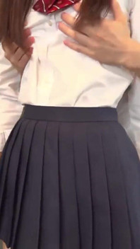 그녀의 팬티를 깜박이고 마지막으로 나에게 그녀의 감정을 고백하는 허벅지 높은 미녀 - 2부