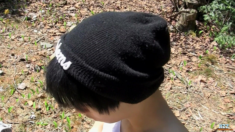 Jizz Addiction: An Outdoor Cum Eruption!
