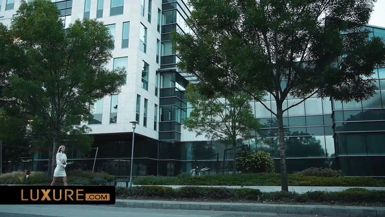 Luxure: Hành trình được chia sẻ vì niềm vui lớn nhất của...