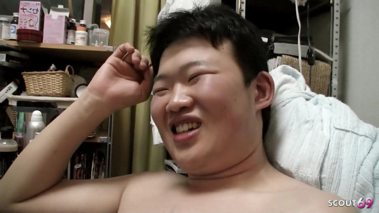 Asian porn collection: Japanese Cougar Tricked to Amateur MMF 3some by Boy and Old...