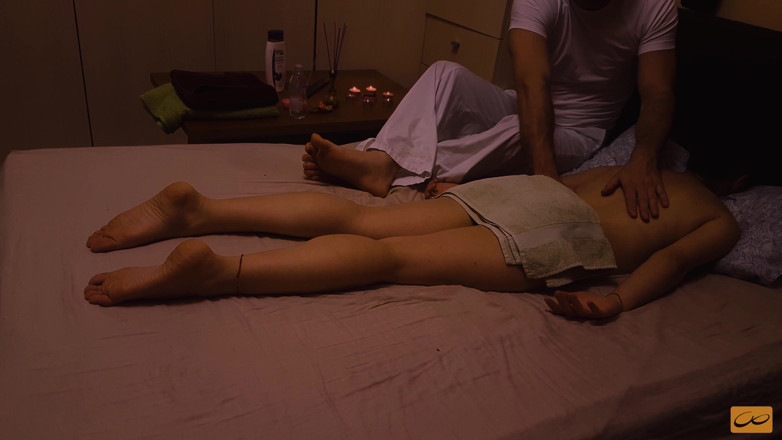 Unlimited Orgasm: Sensuell thailändsk nurumassage slutar med stark orgasm sex och sperma