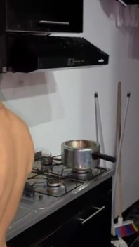 Ken Sissy Femboy Pozval Svého Chillerete Kamaráda K Sobě Domů a Nakonec Ho Získal