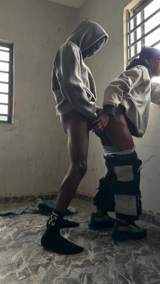 YungthugM: Scopiamo in un edificio incompleto