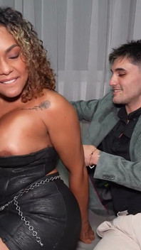 I Meet a Horny Latina Curvace and I Smash Her Pussy at Her Hotel