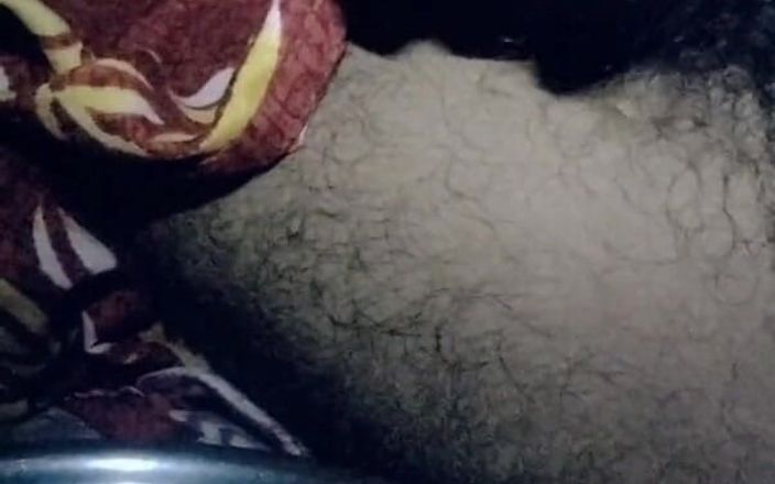 Jeck Leo: Il mio cazzo peloso masturbando duramente una calda sborrata nella...