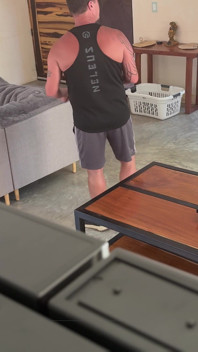 Nachůvu na video kameře, domácí zvíře sedí pryč