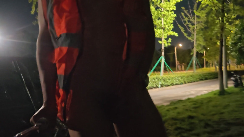 ChineseBisexual: Naked Patrols at Construction Sites, Leaving Sperm Beside Busy Public...