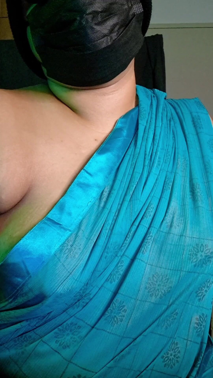 Goddess Silk Smita: Role Play Fantasy Video - Tamil Stepmum Seduction in Green Saree