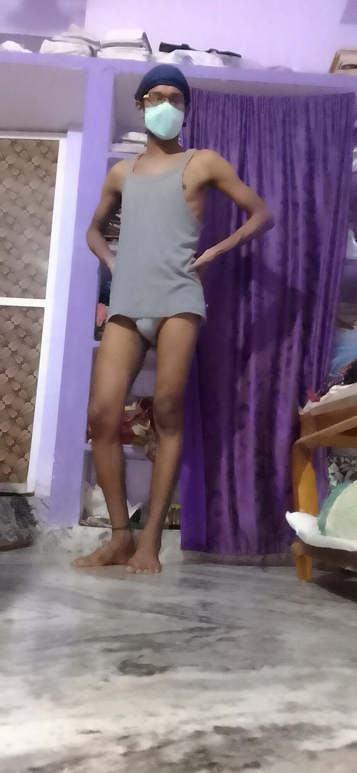 Sriraj: Sex incitant anal din Sriraj