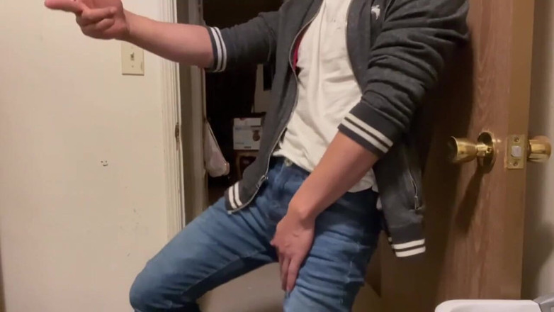 Xooshua (xblue18): Они записали порно-видео с подругой их лучшего друга