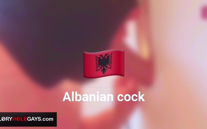GLORYHOLEGAYS: 14 mecs des Balkans font leur première pipe - au gloryhole