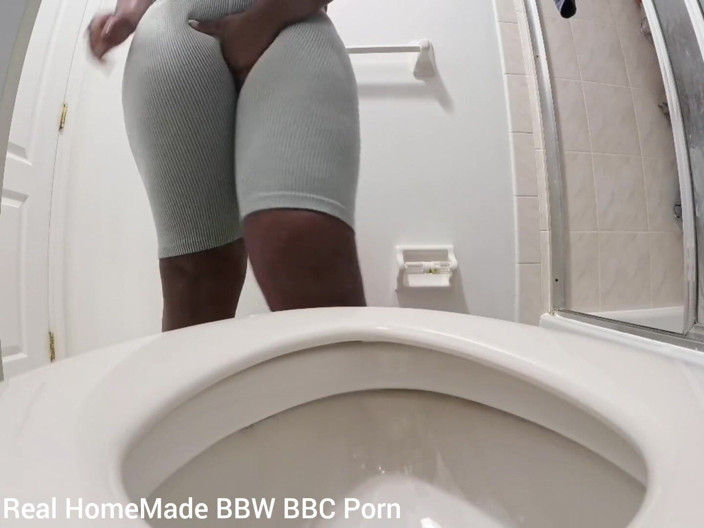 Super sexy ebony cuties: Desperat efter en kissa så länge jag kan pissa på...