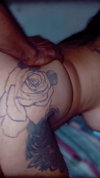 Gigante rabo amazona quebrou minha cama