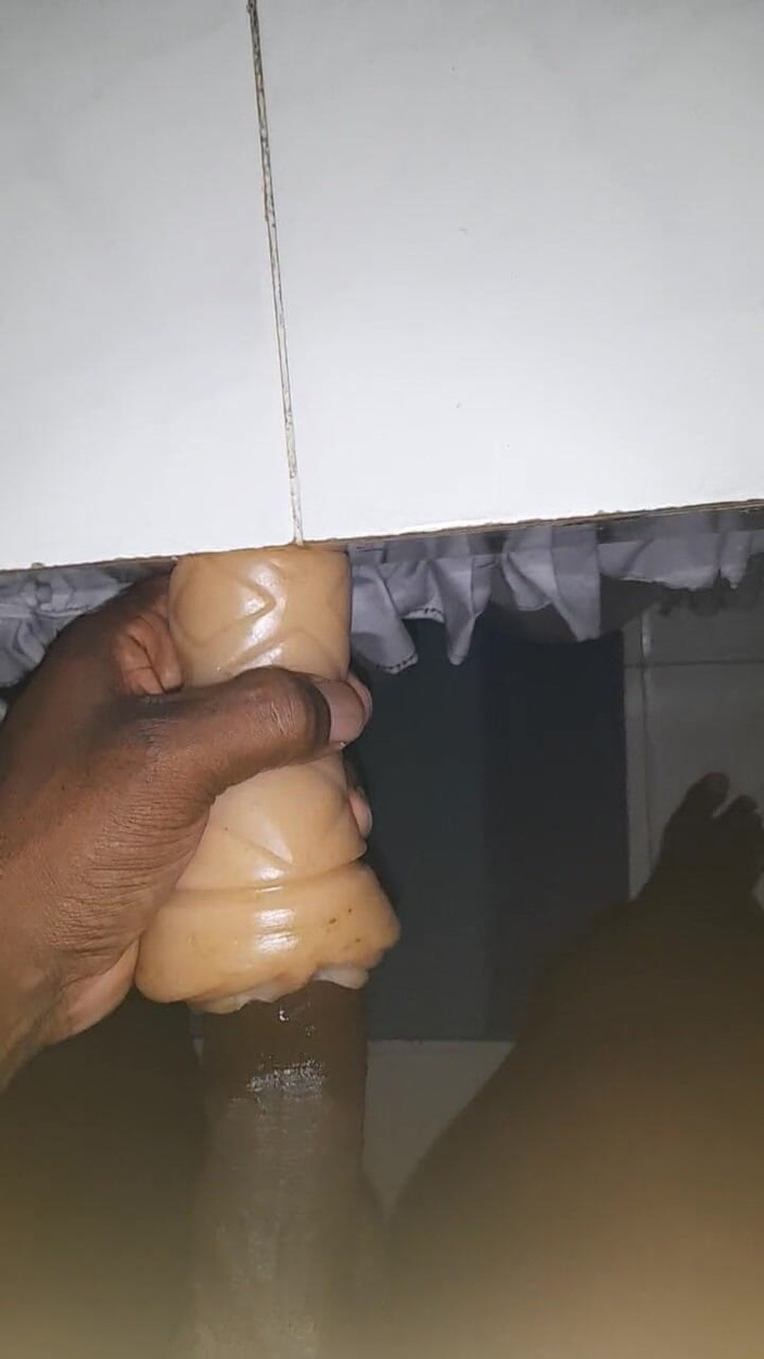 Black guy: Sega s8 E8