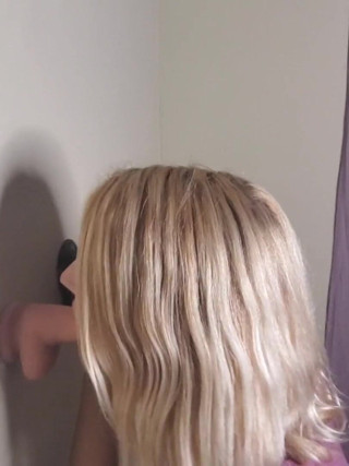 Hoeshow: Gra stóp i bj dildo