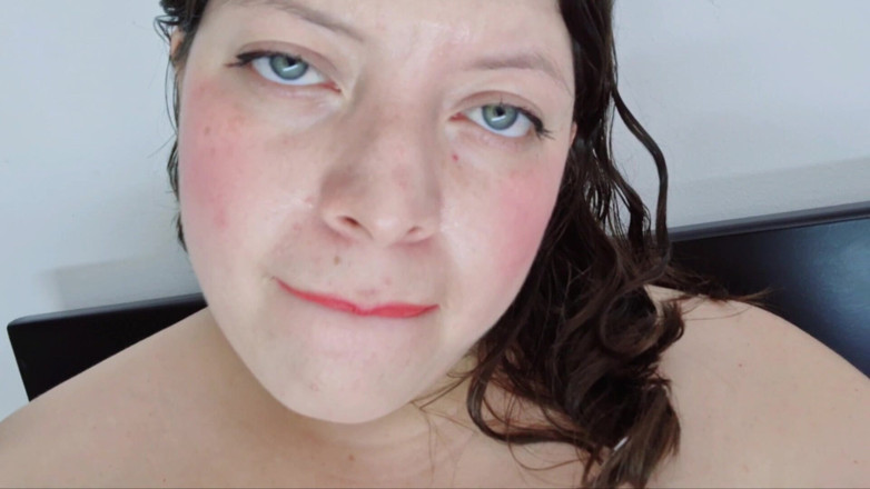 Alice H: La géante te baise petit mec