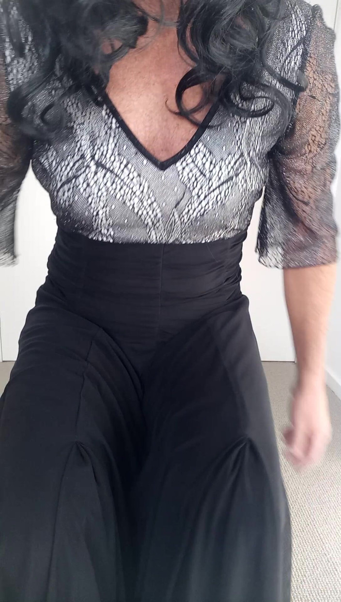 dragontrainer5: 큰 애널 딜도를 따먹는 크로스드레서 1