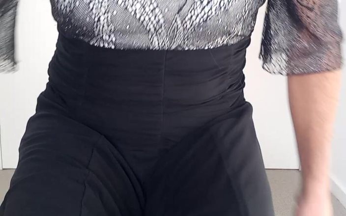 dragontrainer5: Crossdresser 脱下大肛门假阳具1